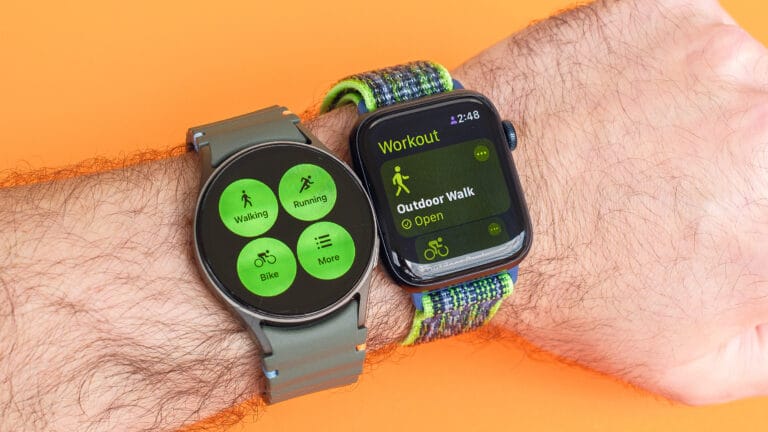 Apple Watch SE 2024 vs Samsung Galaxy Watch 7: Premium Smartwatch Showdown in India 2026