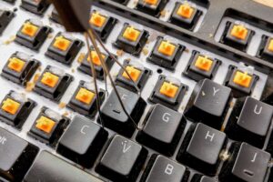 How to Clean Keyboard Keys: Budget Guide for Indian Buyers 2026