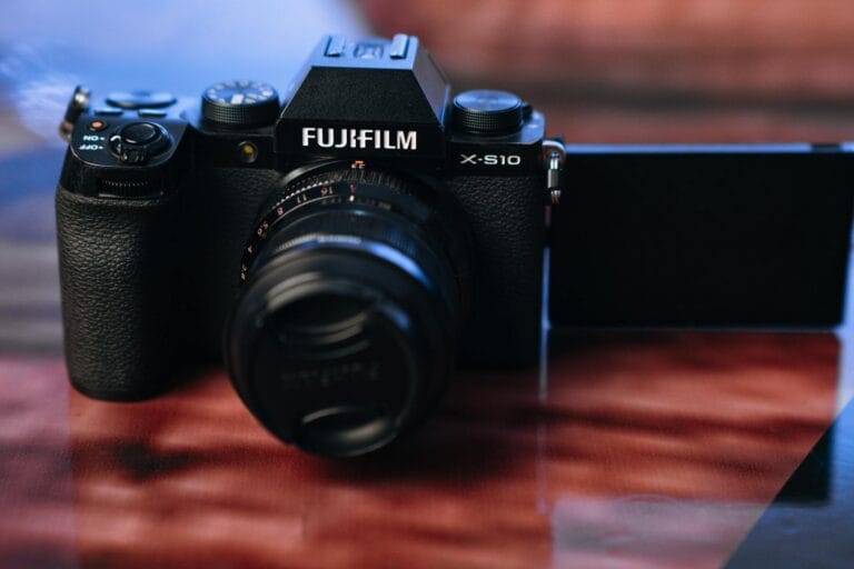 Best Mirrorless Cameras Under ₹80,000 in India 2026 — Upper Mid-Range Picks for Every Shooter