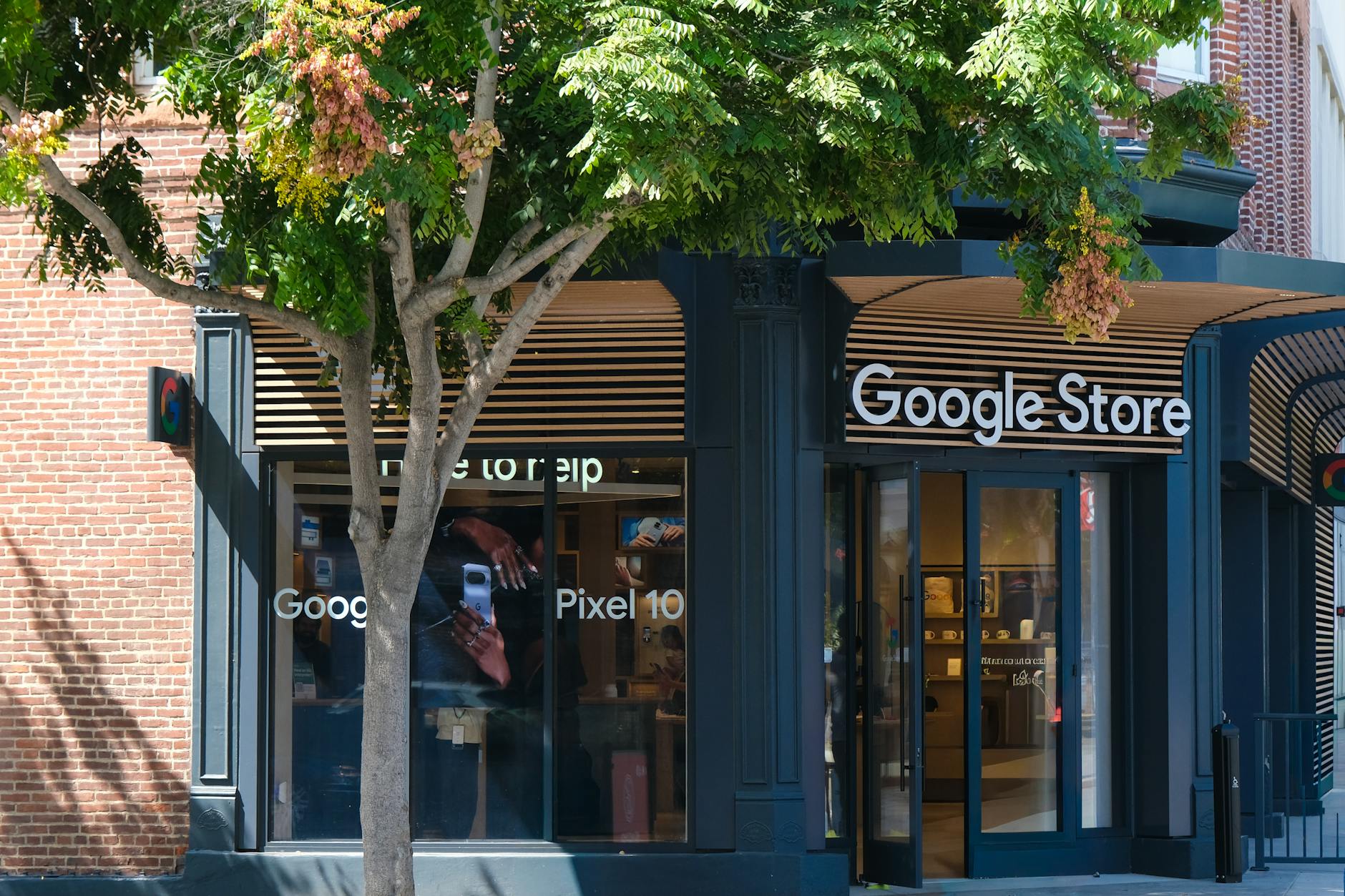 Google Pixel 8a Review 2026: Upper Mid-Range Camera Phone Worth Buying in India?