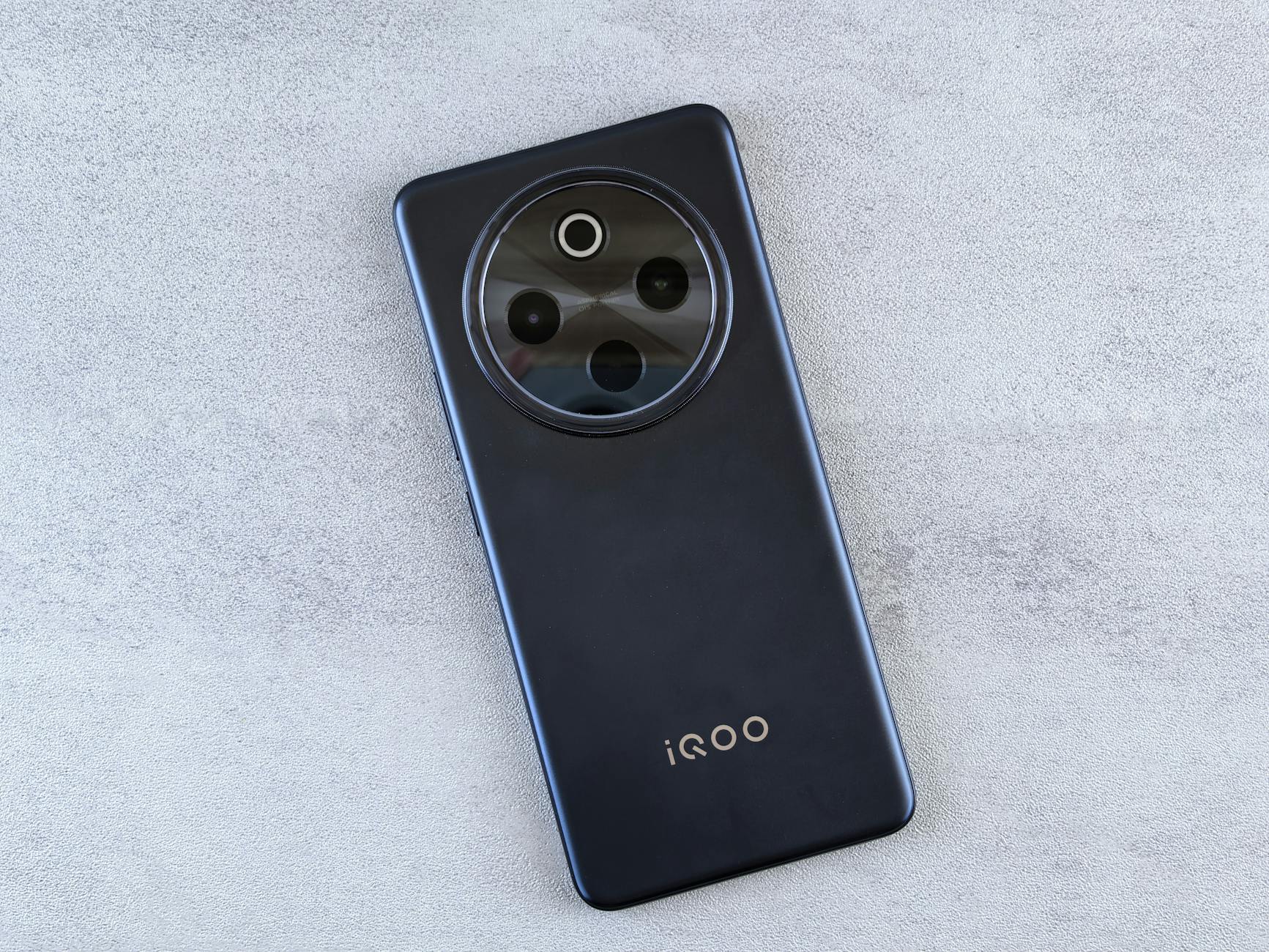 iQOO Neo 9 Pro Review 2026: Upper Mid-Range Flagship Killer Still Worth It in India?