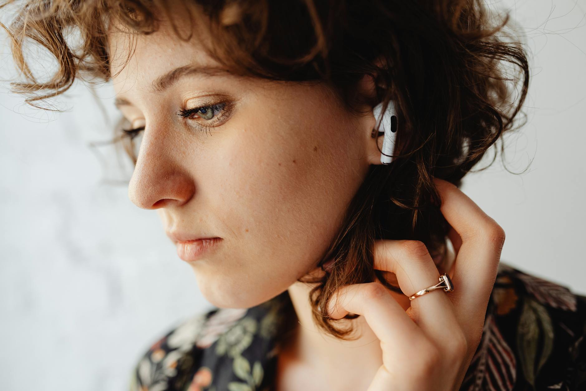 Nothing Ear 2 Price in India 2026 — Mid-Range Earbuds Buying Guide & Full Review