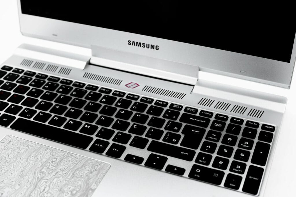 Samsung Odyssey NP757XGX Review 2026: Premium Gaming Laptop for Indian Buyers — Is It Worth It?