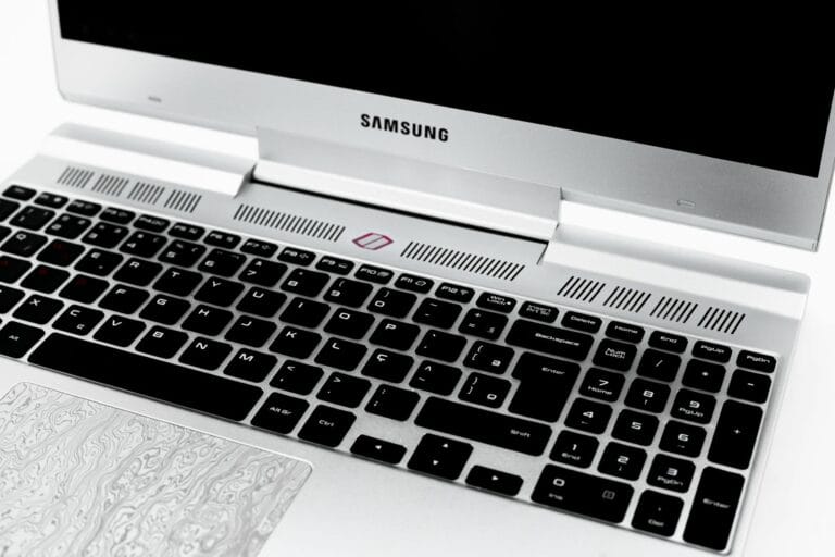 Samsung Odyssey NP757XGX Review 2026: Premium Gaming Laptop for Indian Buyers — Is It Worth It?